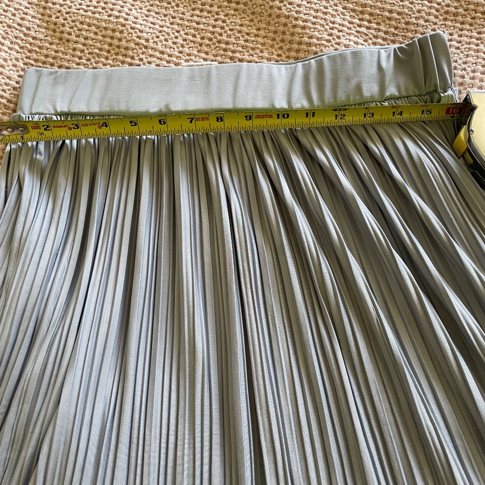 Metro Wear Silver-Gray Pleated Maxi Skirt - Picture 7 of 16